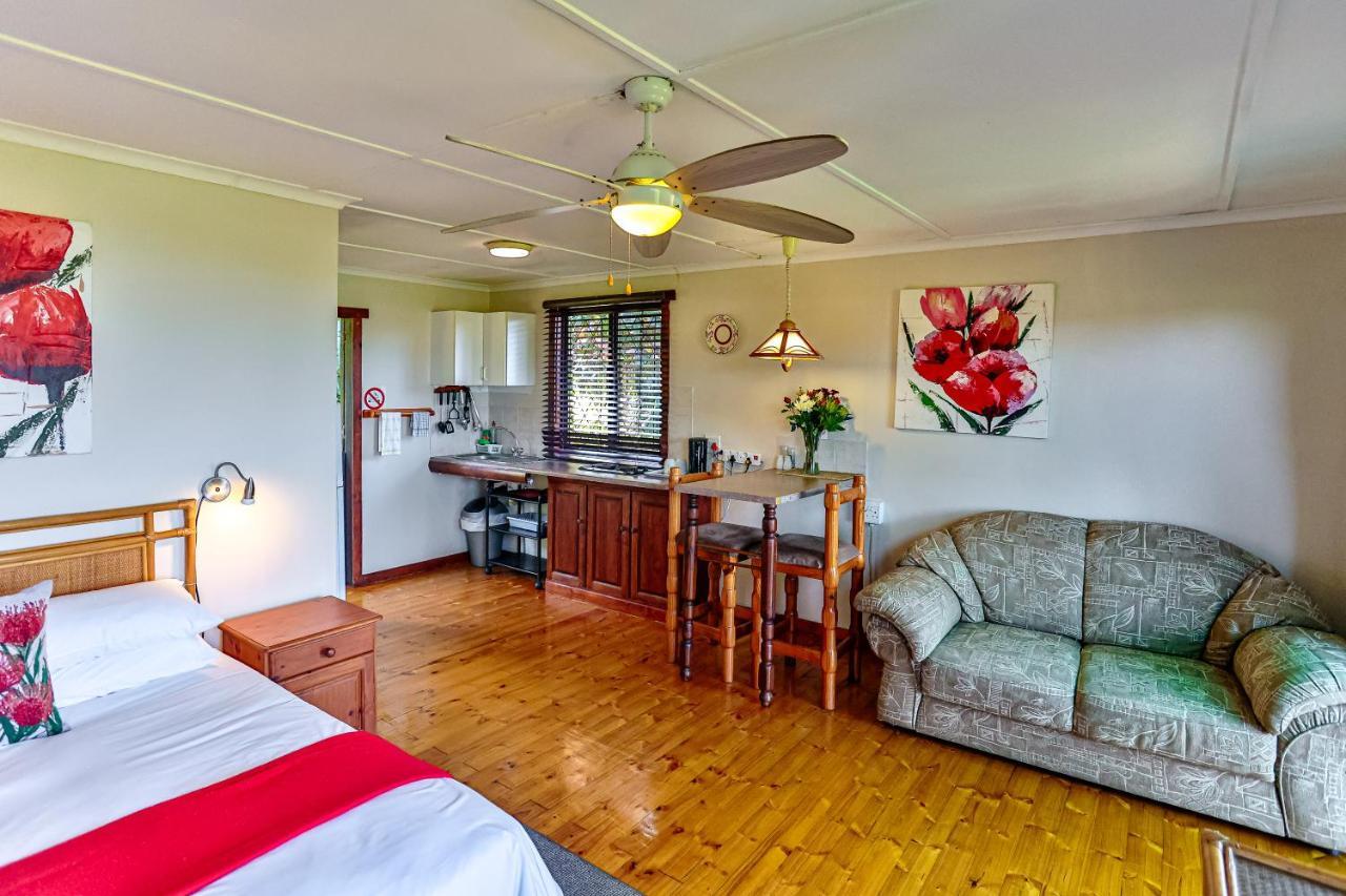 Zuider Zee Guest House Баллито Экстерьер фото