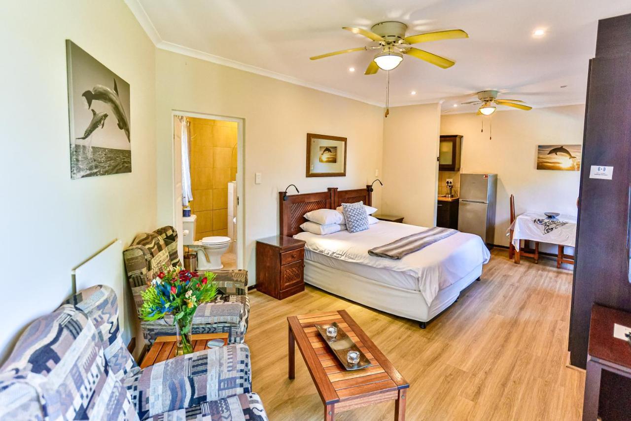 Zuider Zee Guest House Баллито Экстерьер фото